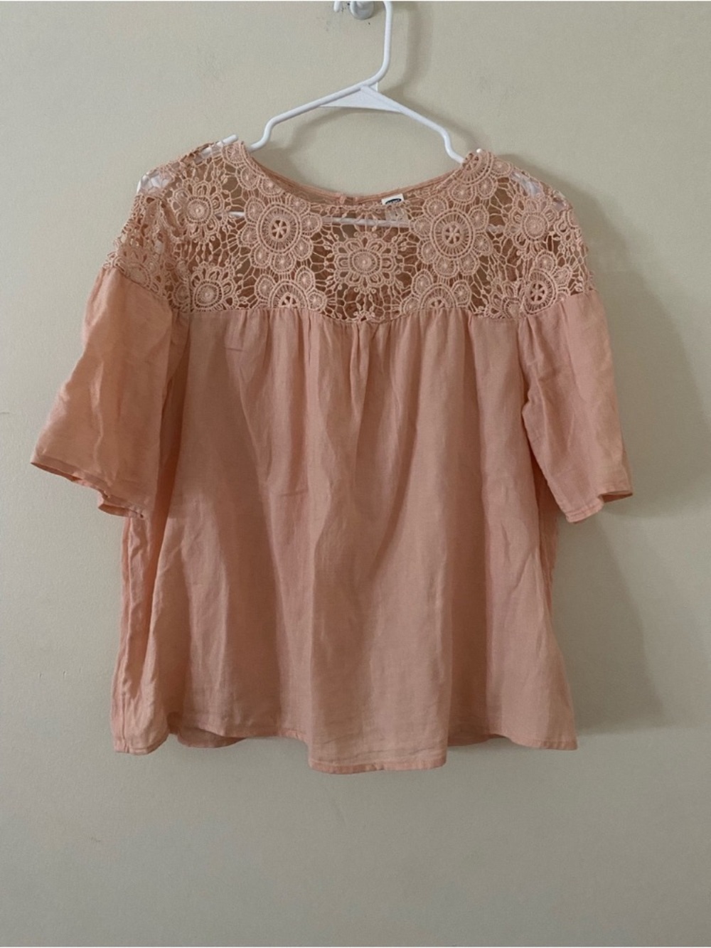 Old Navy romantic Peach Crochet Yoke Short Sleeve flowy Top